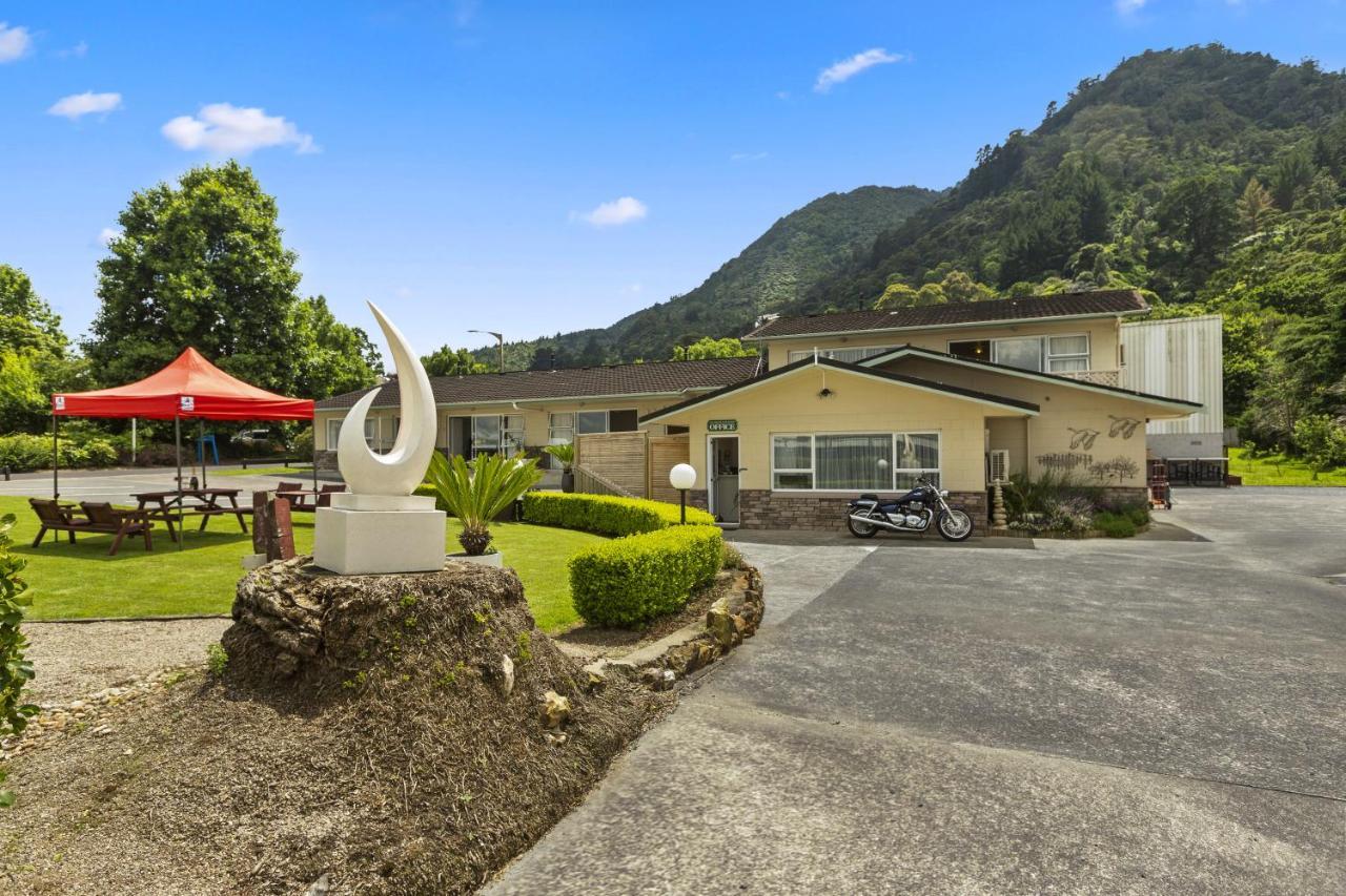 Te Aroha Motel Exteriör bild